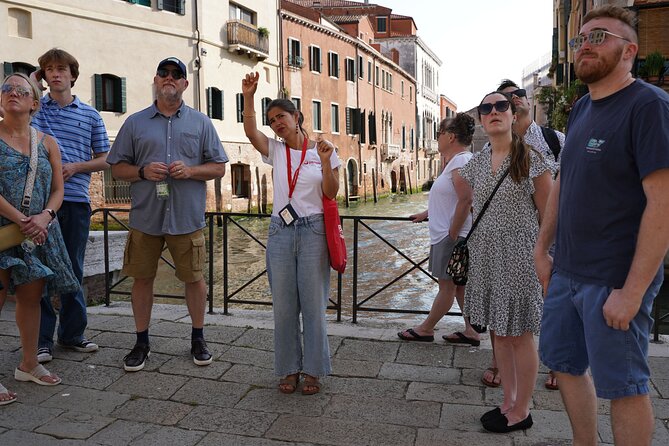 Venice Like a Local: Food, Wine & Spritz Tour with Traghetto Ride - Campo San Bortolomio and the sweet finish