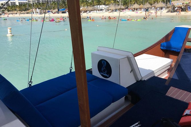 VIP Morning Delight Champagne Sailing and Snorkeling with Lunch - What the small group changes