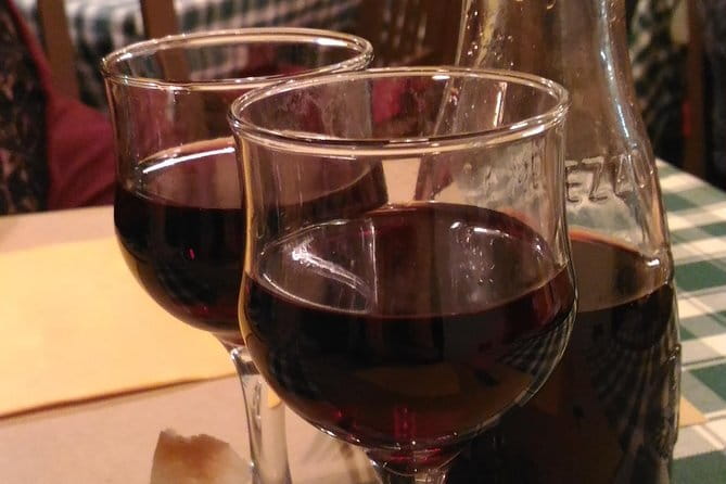 Walking Food Tour of Florence with Tastings and Wine - Wine pairings with local guidance