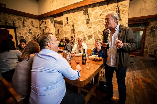 Wine, food and olive oil by PhD student - Family-run places instead of one formal dining room