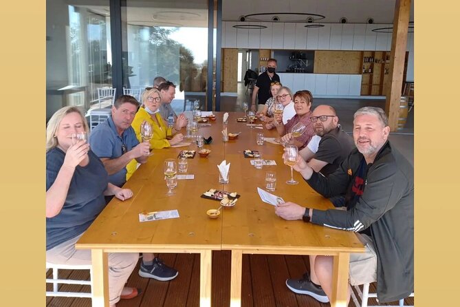 Wine Lovers: Winery Tour w/ Tasting & Tapas (Albufeira/Vilamoura) - Should you book it?