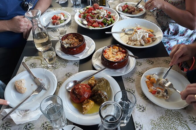Wine & Olive Oil Tour with lunch at the White Mountains - Through Sebronas Gorge in a four-wheel-drive vehicle