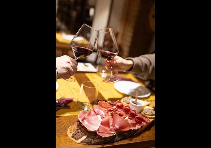 Wine Tasting Experience with Seven Types of Tuscan Wine - Key Things To Know Before You Book