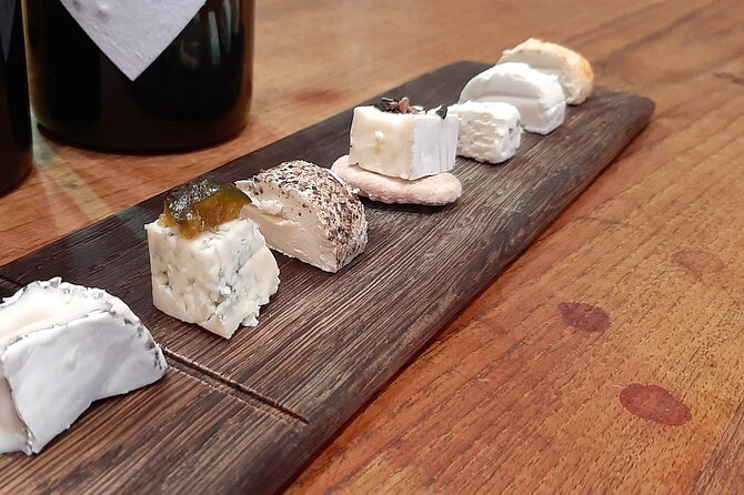 Wine Tour to Stellenbosch & Franschhoek with Tastings & Lunch - A smart way to see Cape wine country