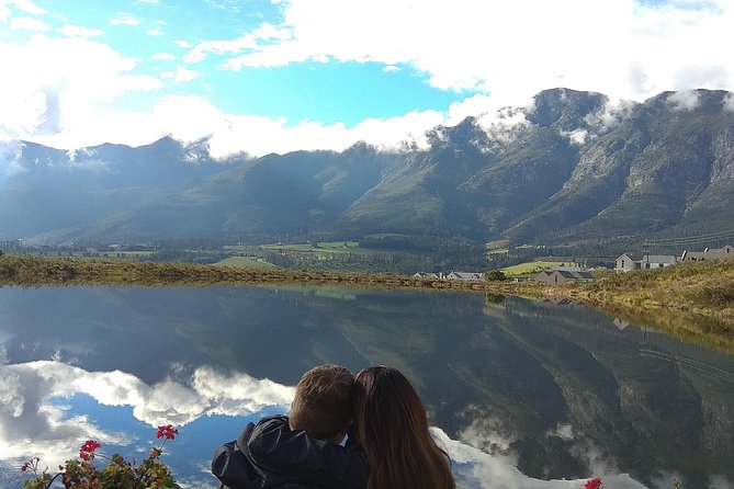 Wine Tour to Stellenbosch & Franschhoek with Tastings & Lunch - Stellenbosch: a final town walk