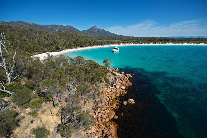 Wineglass Bay Cruise from Coles Bay - Weather, comfort, and what to pack