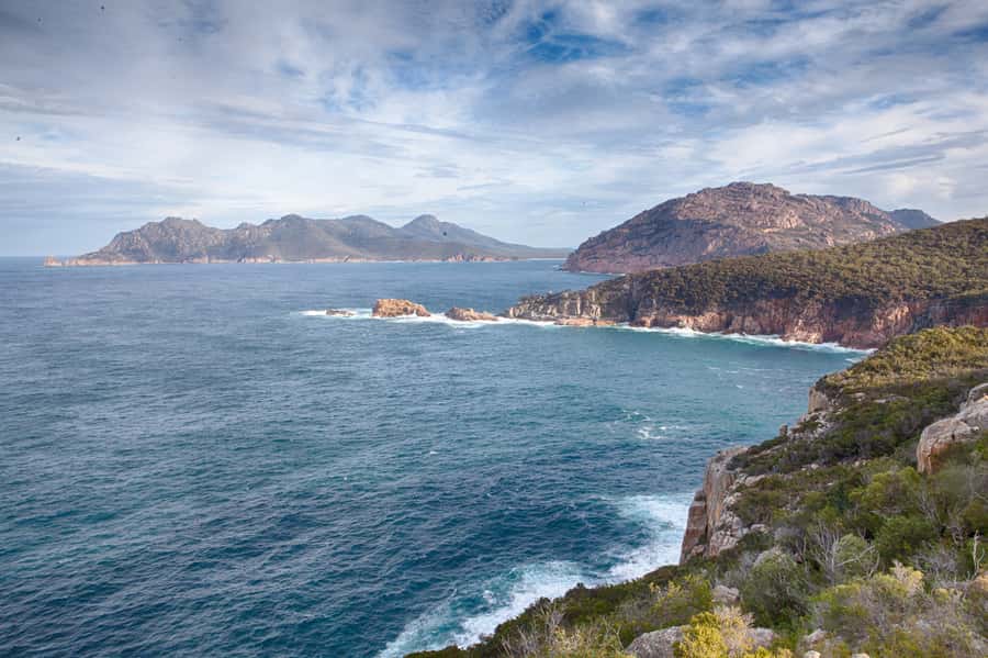 Wineglass Bay & Freycinet National Park Day Trip from Hobart - Who should book this tour?