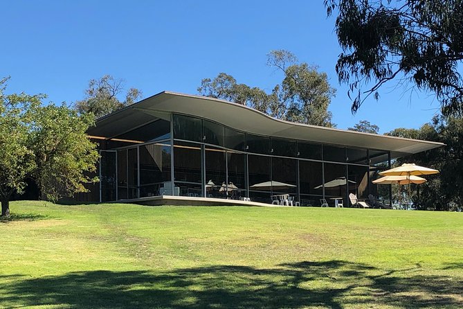 Yarra Valley Wine Day Tour - A small group makes the ten-hour day easier